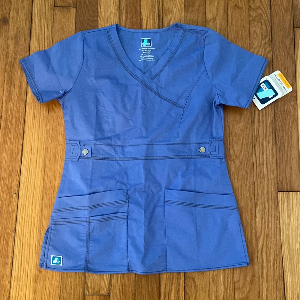 NWT Ceil Blue Scrub Top